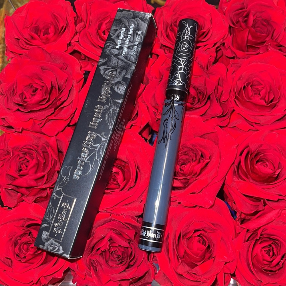Kat Von D NEW NIB Everlasting Liquid Lipstick Full sized Tube Woolf